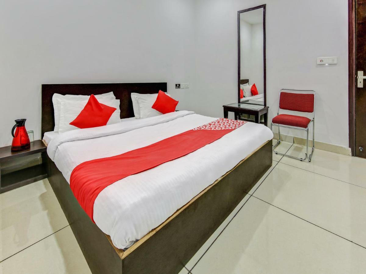 Oyo 27999 Hotel Deep Sirsa Zewnętrze zdjęcie