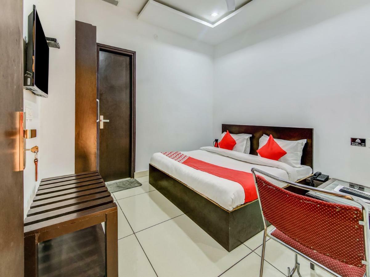 Oyo 27999 Hotel Deep Sirsa Zewnętrze zdjęcie