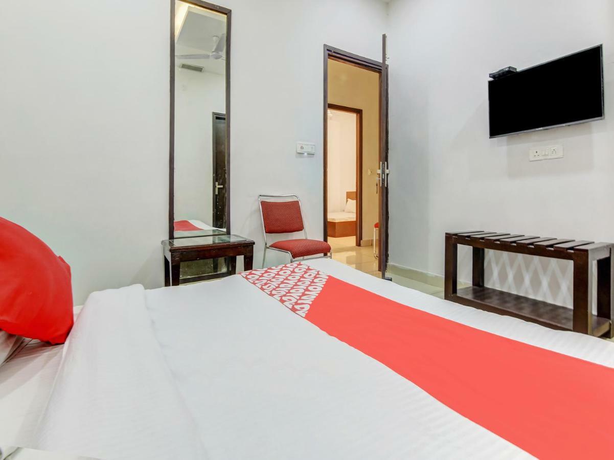 Oyo 27999 Hotel Deep Sirsa Zewnętrze zdjęcie