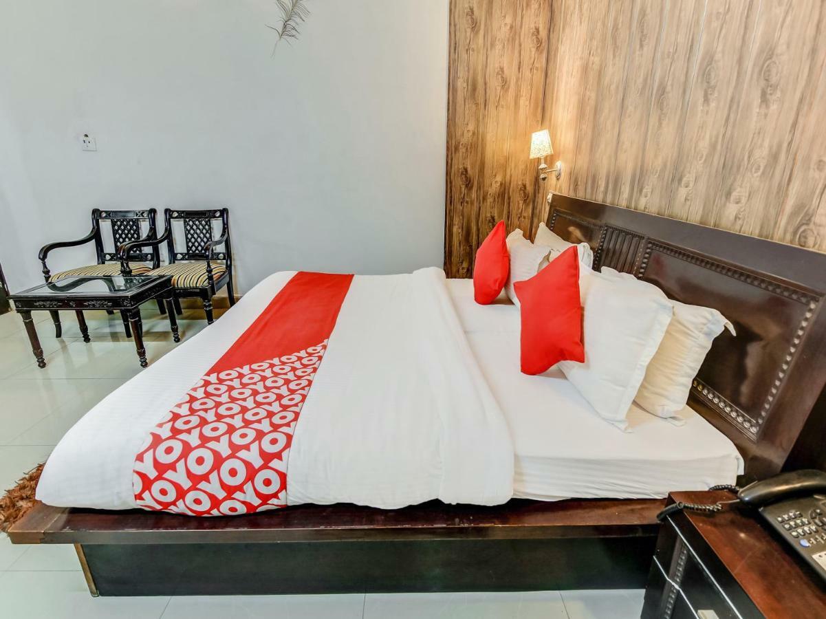 Oyo 27999 Hotel Deep Sirsa Zewnętrze zdjęcie