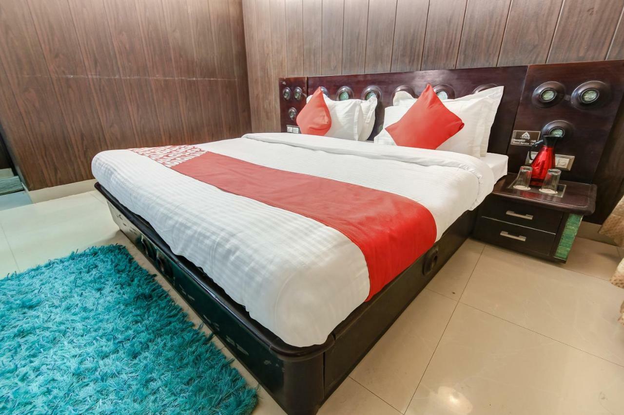 Oyo 27999 Hotel Deep Sirsa Zewnętrze zdjęcie
