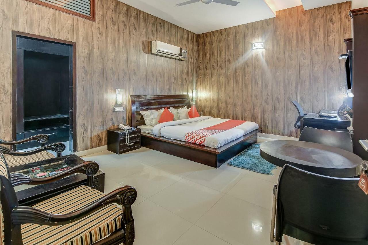 Oyo 27999 Hotel Deep Sirsa Zewnętrze zdjęcie