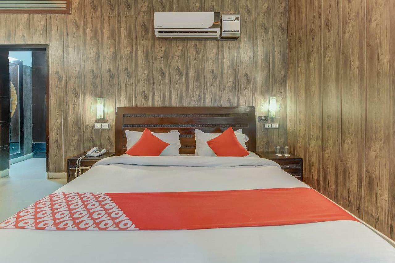 Oyo 27999 Hotel Deep Sirsa Zewnętrze zdjęcie