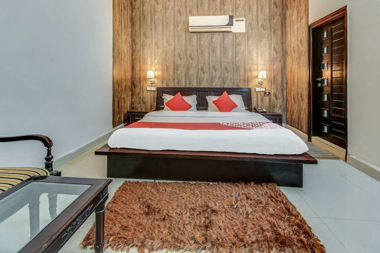 Oyo 27999 Hotel Deep Sirsa Zewnętrze zdjęcie