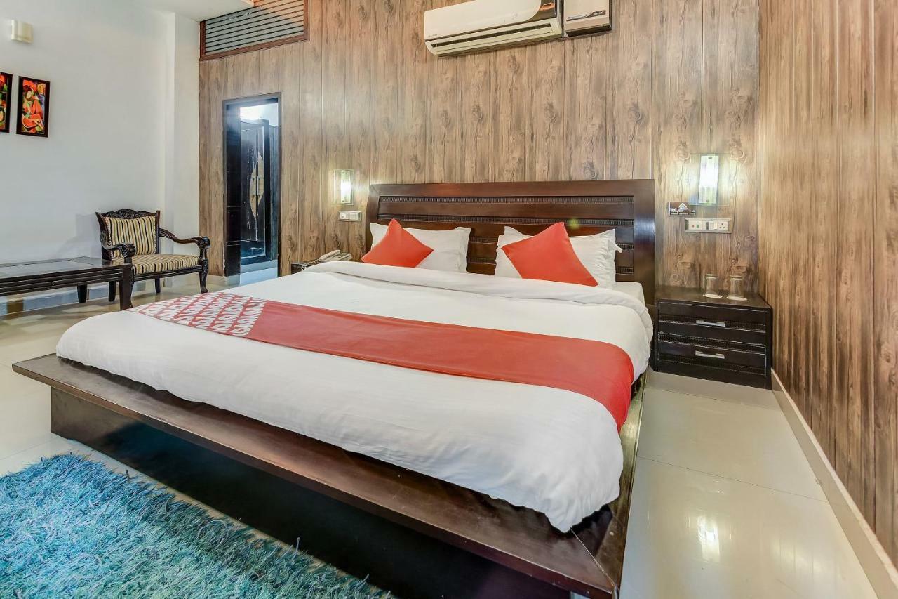 Oyo 27999 Hotel Deep Sirsa Zewnętrze zdjęcie